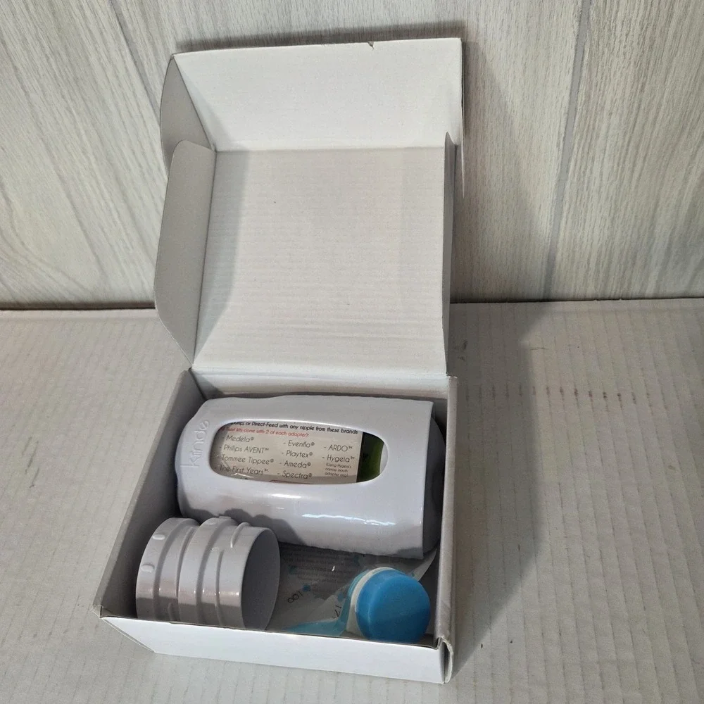 Kiinde Twist Breastfeeding Starter Pack- NIB- (1009)